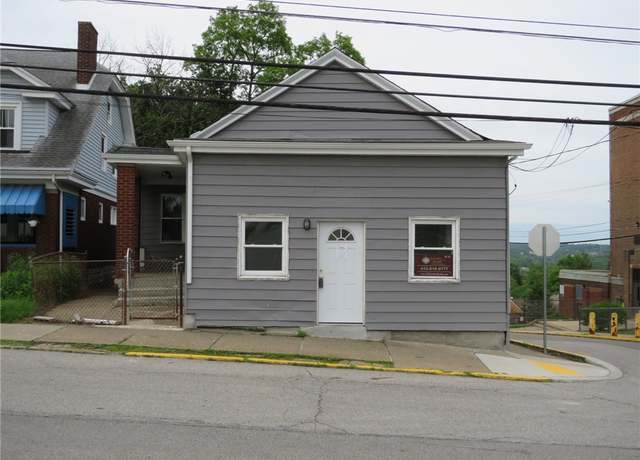 Property at 109 Parkfield St, Carrick, PA 15210, 4 beds, 3 baths