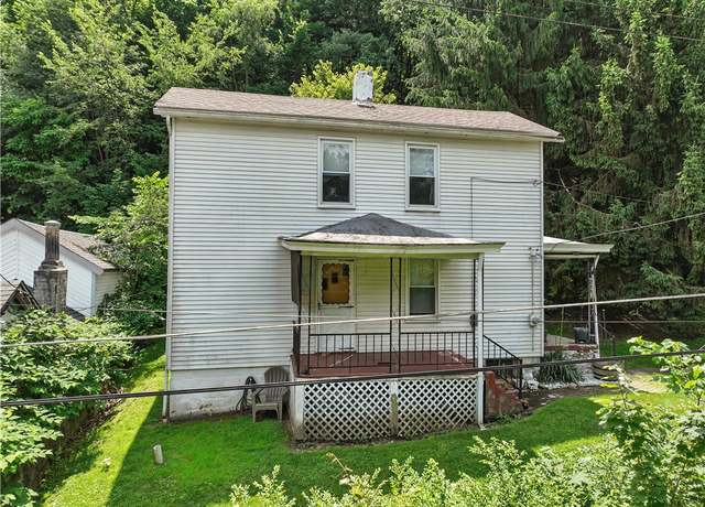 Property at 3114&3116 30th St, Pulaski Twp - Bea, PA 15066, 3 beds, 1 bath