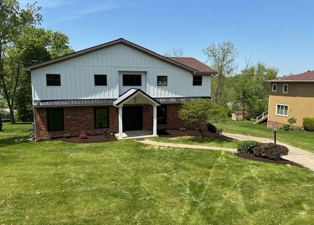 Property at 120 Candlelite Dr, Peters Twp, PA 15317, 4 beds, 3.5 baths