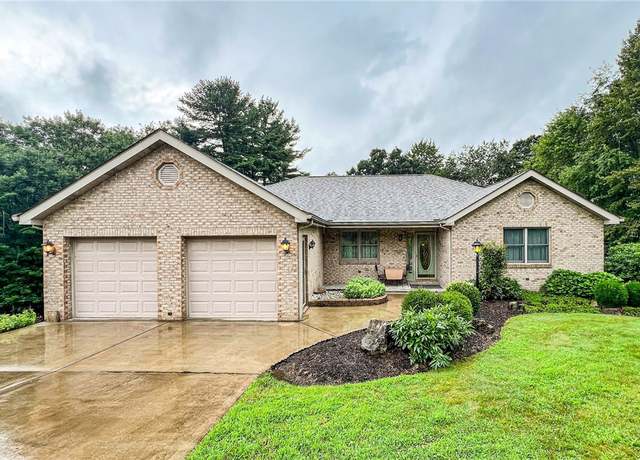 Property at 137 Shepperd Dr, Summit Twp - But, PA 16002, 3 beds, 3 baths