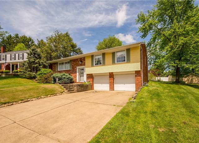 Property at 152 Kenney Dr, Leet Twp, PA 15143, 3 beds, 2.5 baths