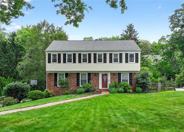 Property at 130 Kent Dr, Upper St. Clair, PA 15241, 4 beds, 2.5 baths