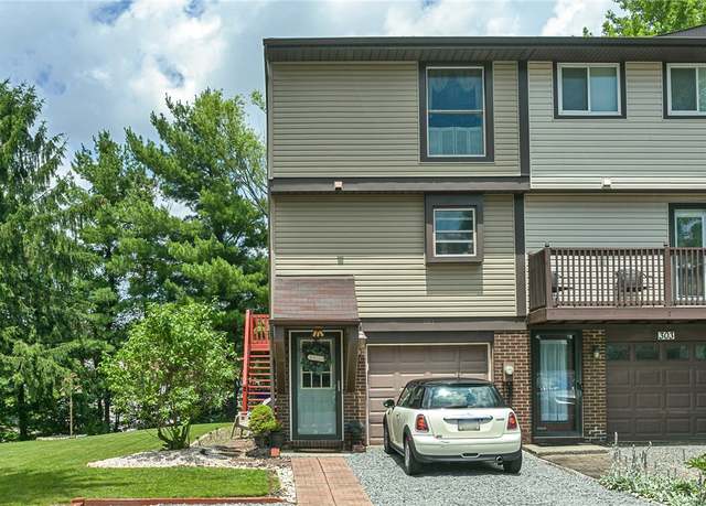 Property at 301 Holland Ct, Findlay Twp, PA 15108, 2 beds, 1.5 baths
