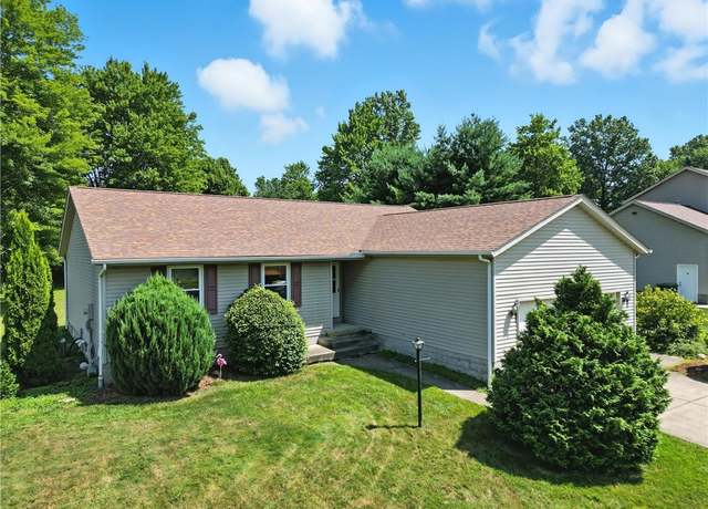 Property at 3537 Fran Ln, Hermitage, PA 16148, 3 beds, 2 baths