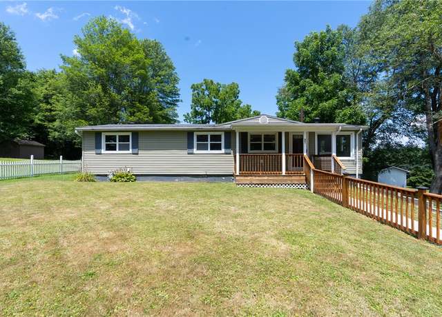 Property at 451 E Butler St, Mercer Boro - Mer, PA 16137, 3 beds, 1.5 baths