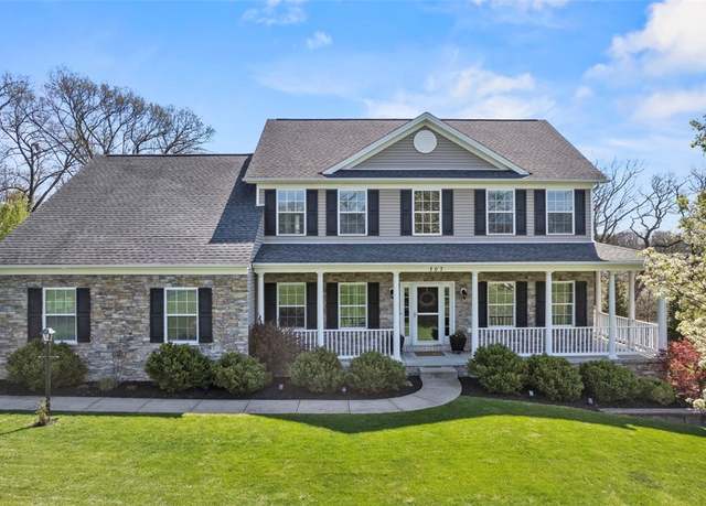 Property at 107 Seaton Crest Dr, Adams Twp, PA 16046, 4 beds, 3.5 baths