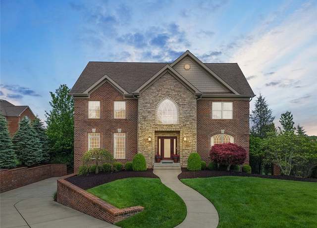 Property at 317 Buckingham Dr, Peters Twp, PA 15367, 4 beds, 4.5 baths