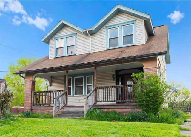 Property at 641 Penn Ave, New Brighton, PA 15066, 3 beds, 1 bath