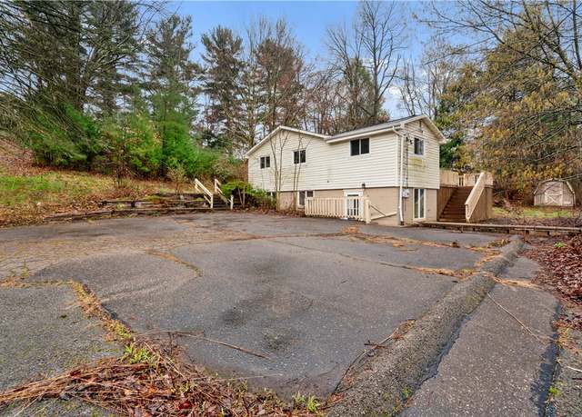 Property at 134 Becks Run Rd, Moon/crescent Twp, PA 15108, 3 beds, 2 baths
