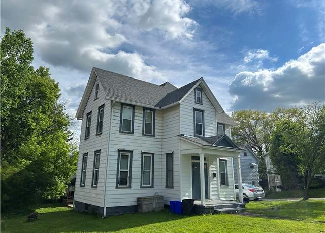 Property at 411 Cherry St, City Of But Ne, PA 16001, 3 beds, 2 baths