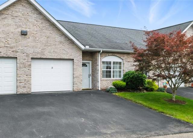 Property at 31 Elena Ave, Lower Burrell, PA 15068, 2 beds, 2 baths