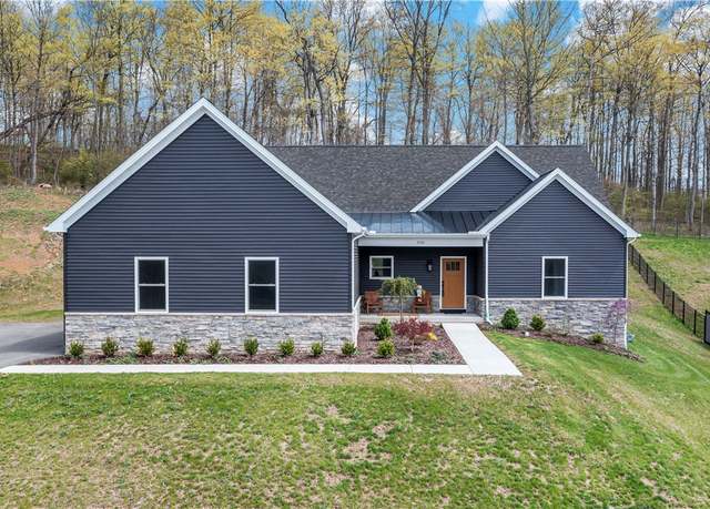 Property at 300 Timberline Dr, N Franklin Twp, PA 15301, 3 beds, 2.5 baths