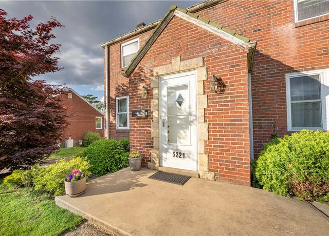 Property at 5221 Gerry Dr, Baldwin Boro, PA 15236, 3 beds, 1.5 baths