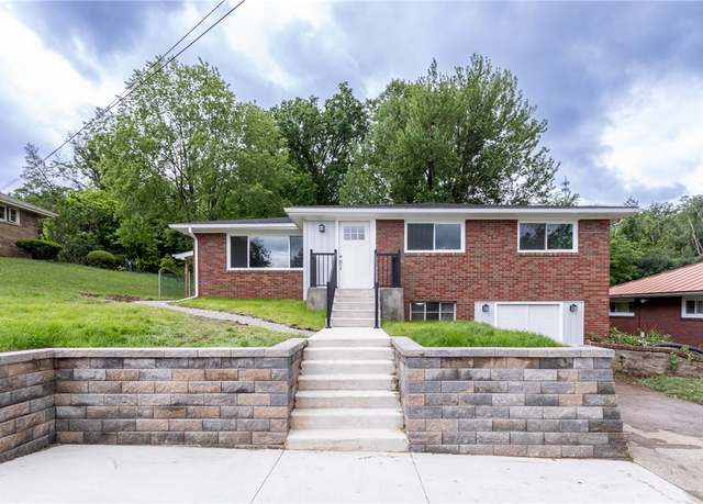Property at 5 Albert St, South Union Twp, PA 15401, 3 beds, 2 baths