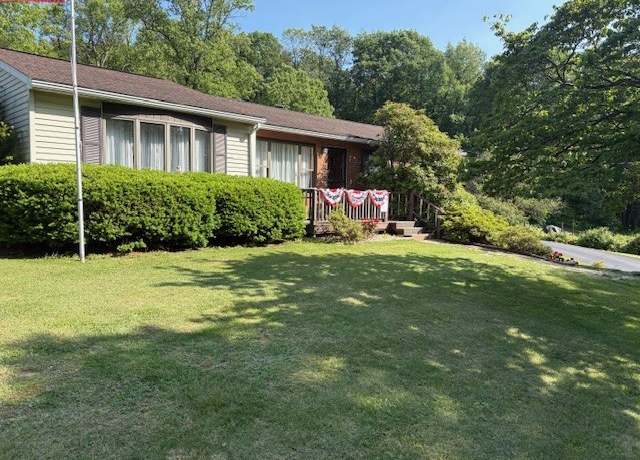 Property at 290 Gray Station Rd, Derry Twp, PA 15717, 3 beds, 1 bath