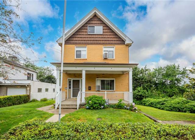 Property at 1810 Fairland St, Carrick, PA 15210, 5 beds, 1.5 baths