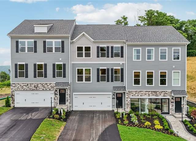 Property at 116 River Ridge Dr, Moon/crescent Twp, PA 15108, 3 beds, 2.5 baths
