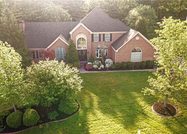 Property at 44 Lintel Dr, Peters Twp, PA 15317, 4 beds, 5 baths