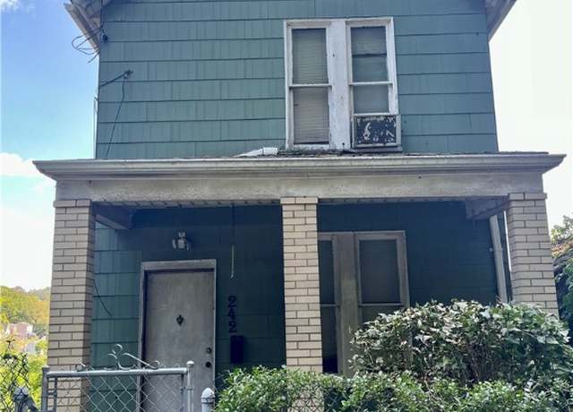 Property at 242 Penn Ave, Turtle Creek, PA 15145, 2 beds, 1.5 baths