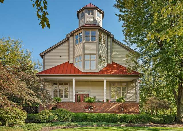 Property at 63 Waterfront Dr, Washington's Landing, PA 15222, 3 beds, 3.5 baths