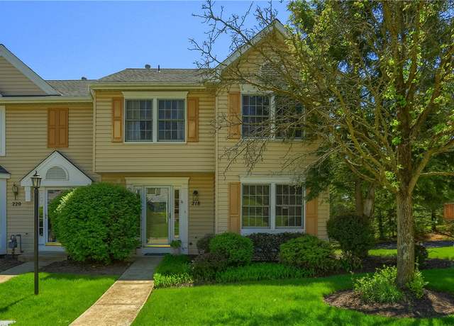 Property at 218 Fieldbrook Dr, North Strabane, PA 15317, 3 beds, 2.5 baths