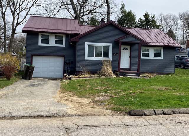Property at 12 Little Pine Pl, City Of Franklin, PA 16323, 3 beds, 2 baths