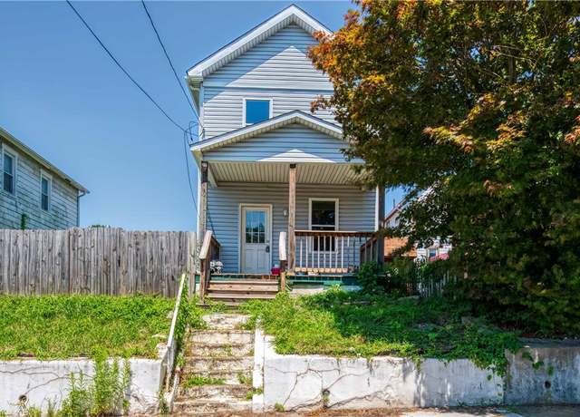 Property at 522 Jefferson St, Rochester, PA 15074, 2 beds, 1.5 baths