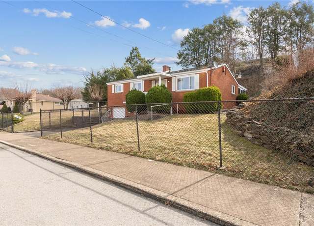 Property at 816 N 3rd St, Jeannette, PA 15644, 3 beds, 1 bath