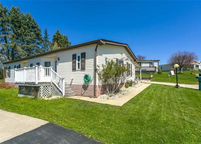 Property at 214 Meadow Ln, Murrysville, PA 15668, 2 beds, 2 baths