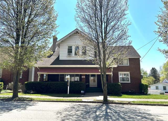 Property at 1351 Broadway Ave, East Mckeesport, PA 15035, 4 beds, 1.5 baths