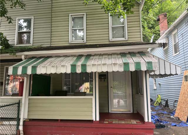 Property at 121 W Midland Ave, Midland Boro, PA 15059, 3 beds, 1.5 baths