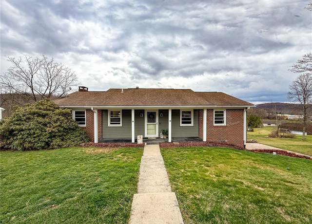 Property at 210 Locust St, Rural Valley Boro, PA 16249, 3 beds, 1.5 baths