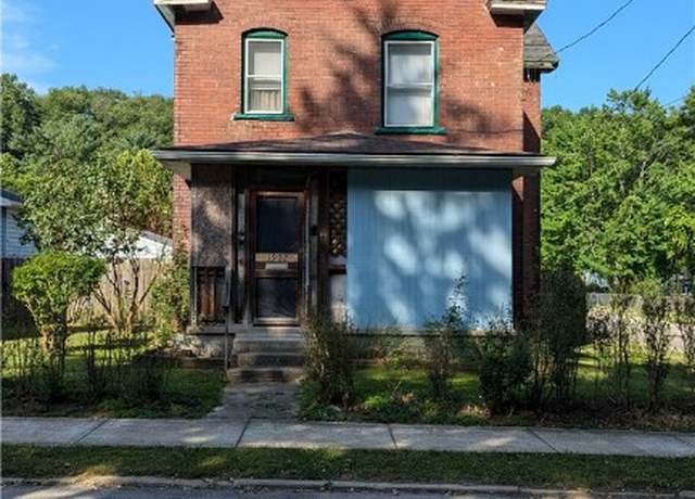 Property at 1902 Hamilton St, New Castle/7th, PA 16101, 3 beds, 1.5 baths