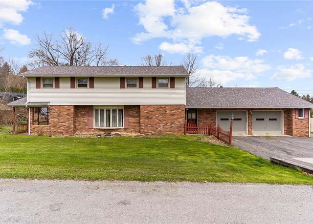 Property at 496 Ashland Dr, Hermitage, PA 16148, 3 beds, 2 baths