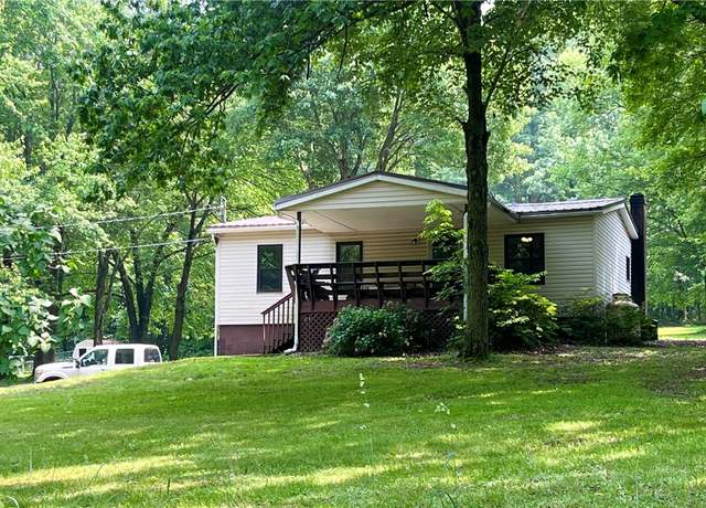 Property at 358 Mahood Rd, Center Twp - But, PA 16001, 3 beds, 1 bath