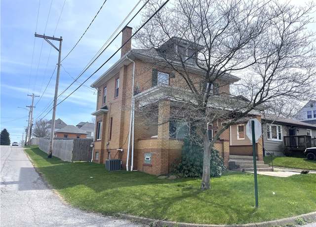 Property at 1526 20th Ave, Patterson Twp, PA 15010, 3 beds, 2 baths