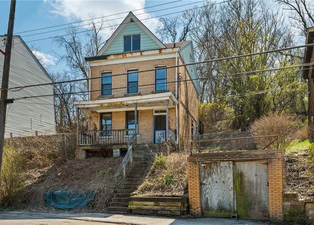 Property at 1339 Romanhoff St, Spring Hill, PA 15212, 3 beds, 1 bath