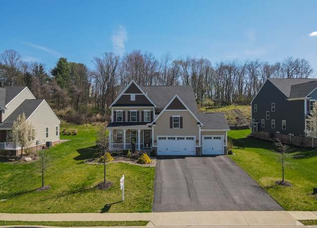 Property at 1726 Stevensan Dr, Franklin Park, PA 15143, 4 beds, 4.5 baths