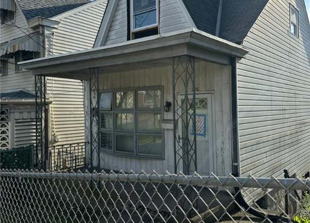 Property at 216 Dengler St, Arlington, PA 15210, 1 bed, 1 bath