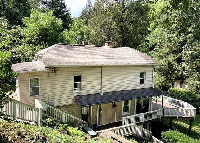 Property at 1669 Edgebrook Ave, Brookline, PA 15226, 2 beds, 1.5 baths