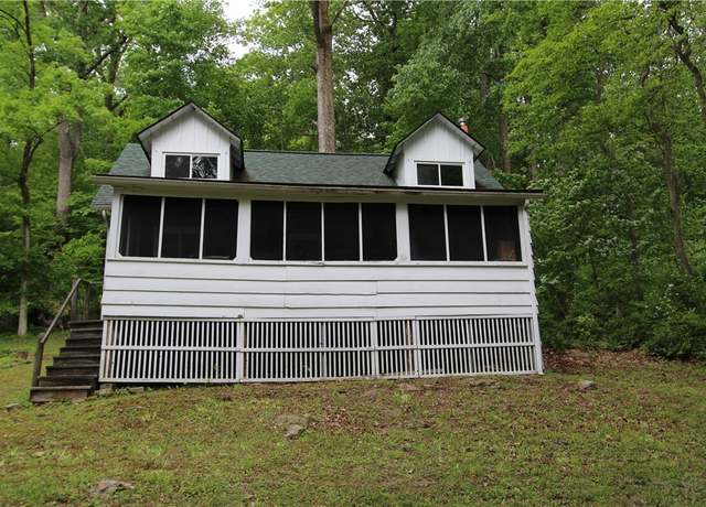 Property at 116 Camp Ln, Ligonier Twp, PA 15658, 2 beds, 1 bath