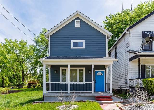 Property at 613 Emerson Ave, Farrell, PA 16121, 3 beds, 2 baths