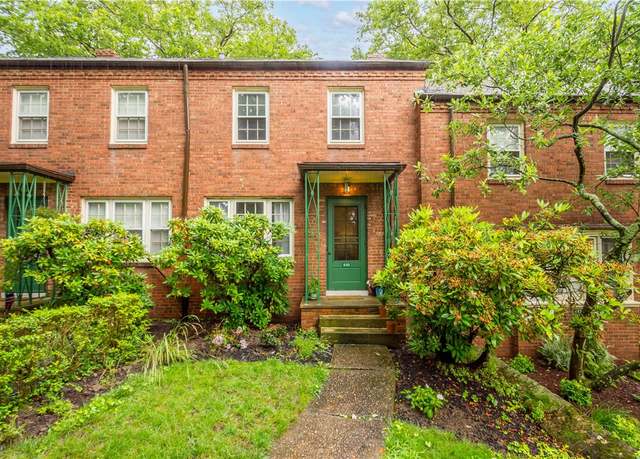 Property at 650 Pennridge Rd, Mt Washington, PA 15211, 2 beds, 1 bath