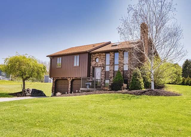 Property at 112 Great Belt Rd, Jefferson Twp - But, PA 16002, 3 beds, 2 baths