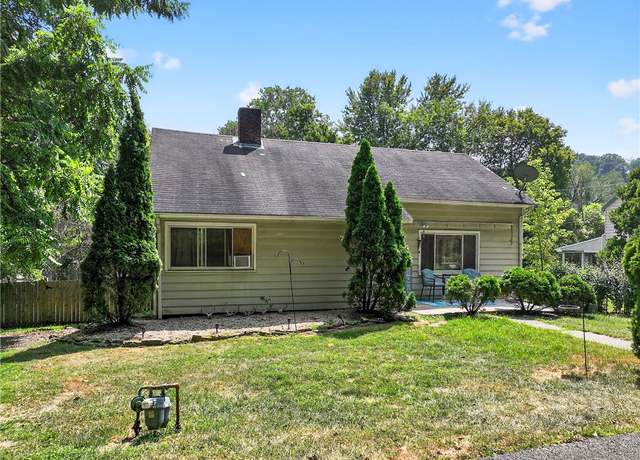 Property at 125 Spencer Ln, Shaler, PA 15116, 4 beds, 1 bath