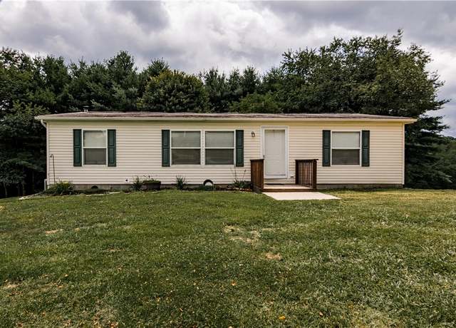 Property at 158 Stein Rd, Oakland Twp, PA 16025, 3 beds, 2 baths