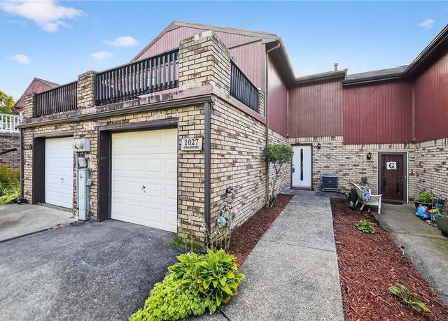 Property at 1027 Cranston Dr, City Of Greensburg, PA 15601, 2 beds, 1.5 baths