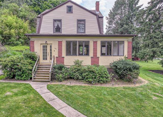 Property at 860 W Ingomar Rd, Mccandless, PA 15237, 3 beds, 1.5 baths