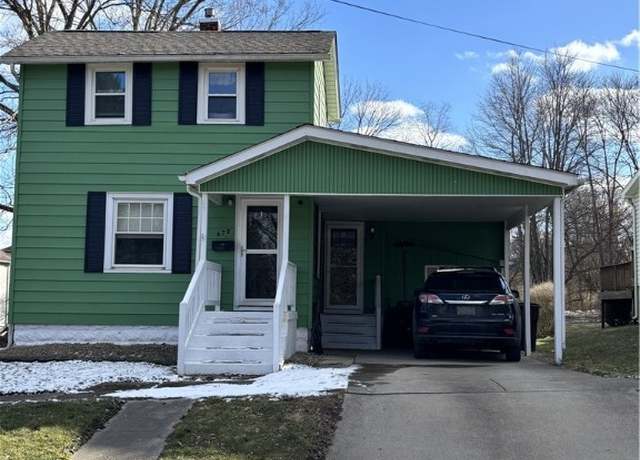 Property at 472 E Venango St, Mercer Boro - Mer, PA 16137, 4 beds, 2 baths