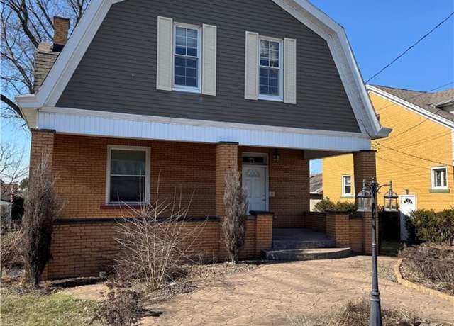 Property at 512 Locust St, Irwin, PA 15642, 3 beds, 2 baths